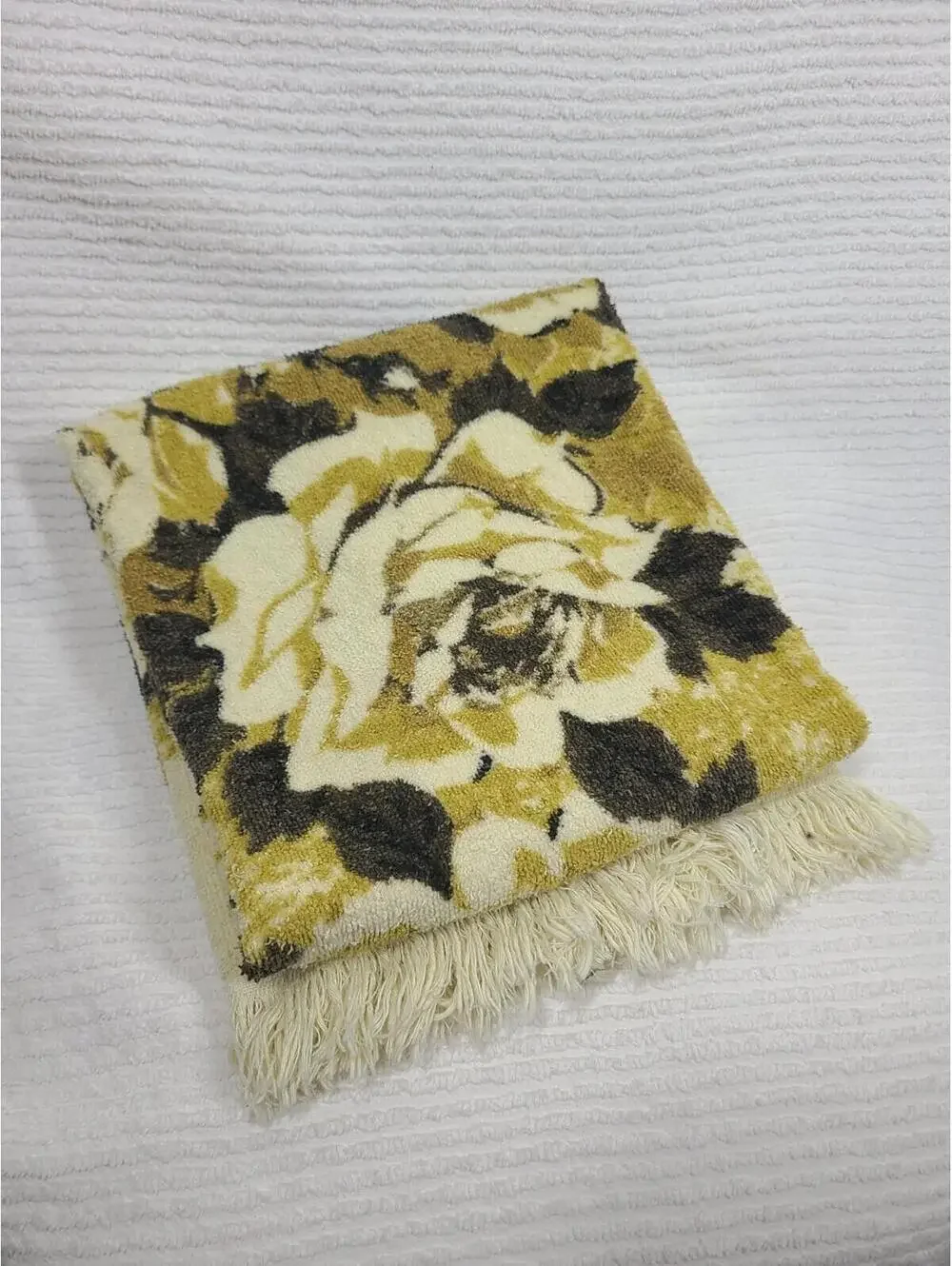 Vtg 70s Cannon Bath Towel Yellow Roses 100% Cotton Brown Tan Retro Rare Bathroom